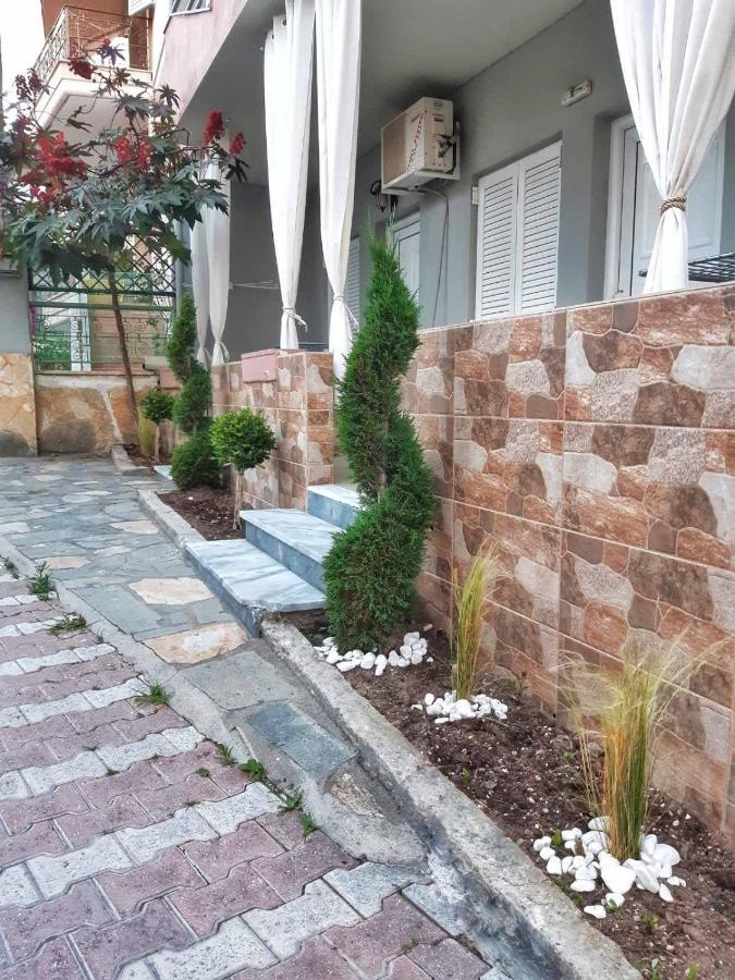 Delia Apartments Пефкохори Екстериор снимка