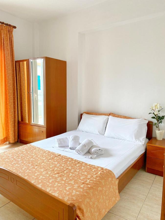 Delia Apartments Пефкохори Екстериор снимка