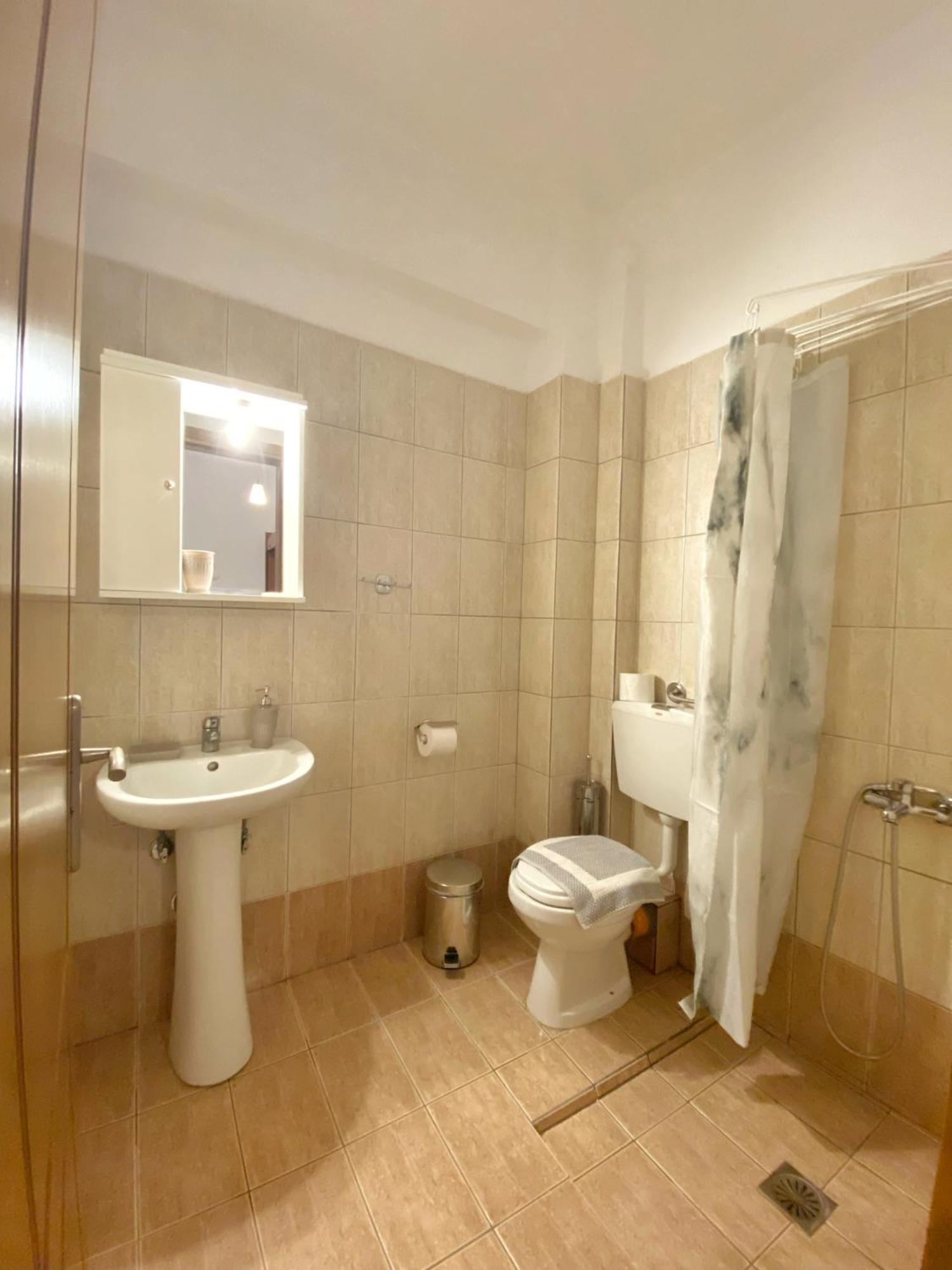 Delia Apartments Пефкохори Екстериор снимка