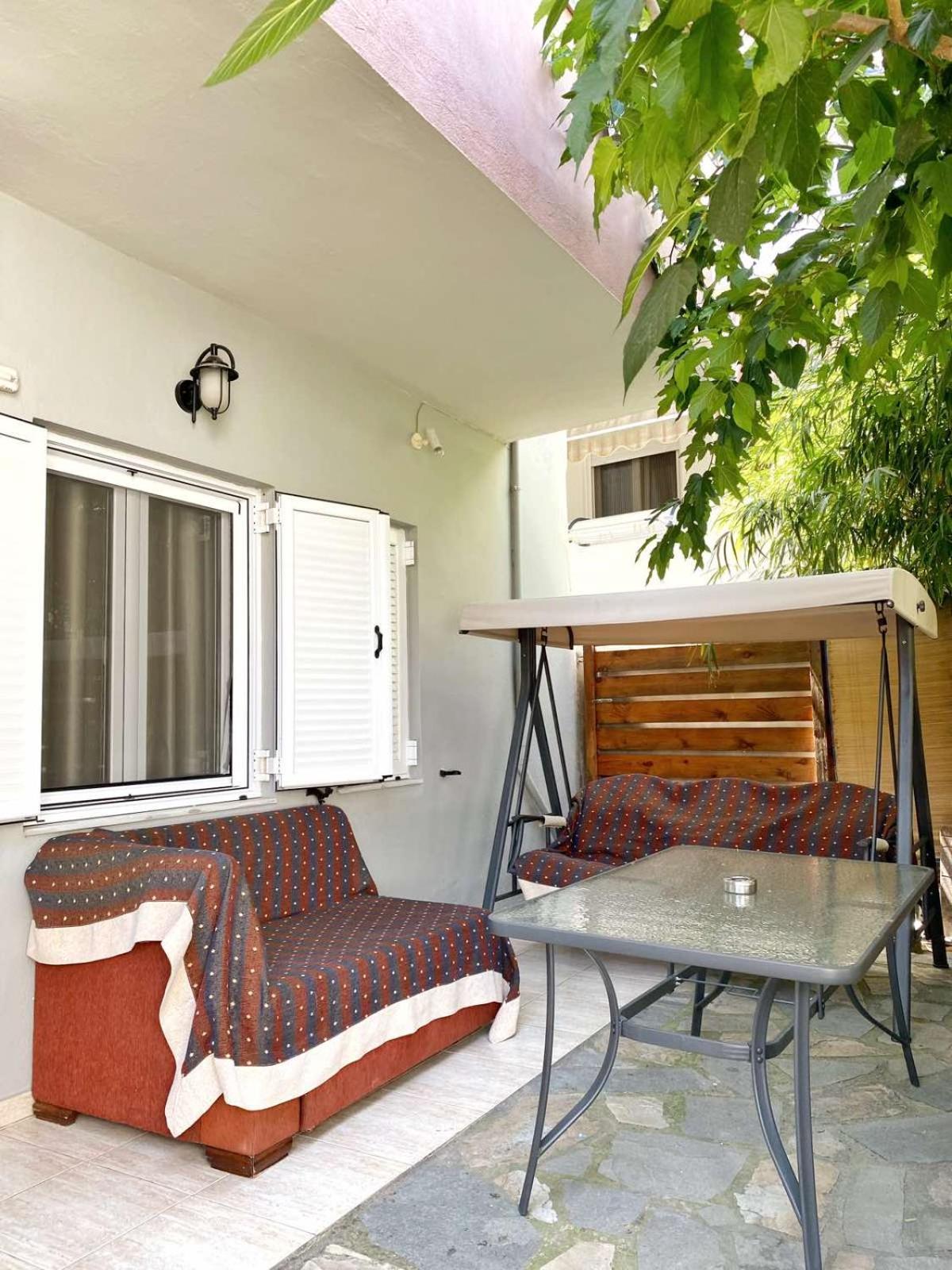 Delia Apartments Пефкохори Екстериор снимка